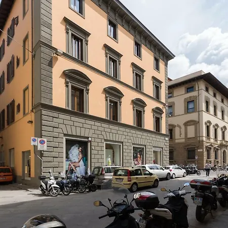Giotto Center Apartment *
